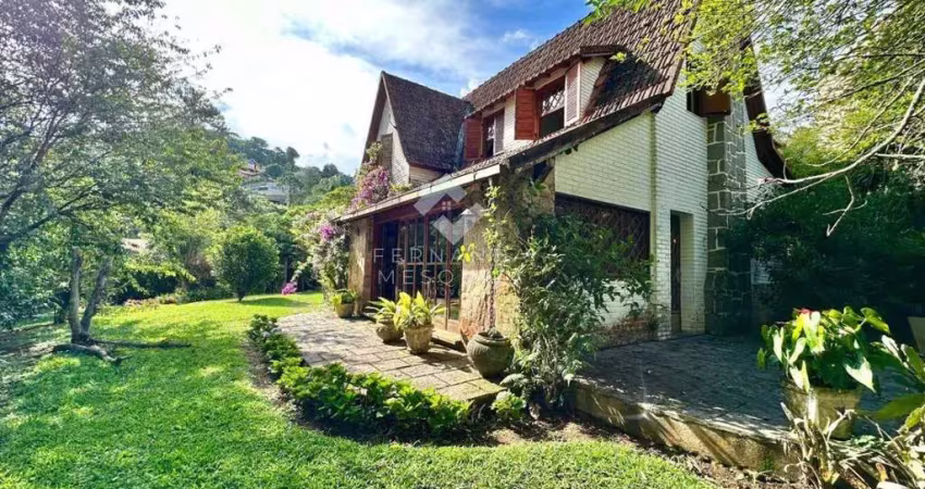 Casa de condomínio à venda, no teresópolis weekend club,  em teresópolis, parque do imbui, com 4 quartos, 270m²