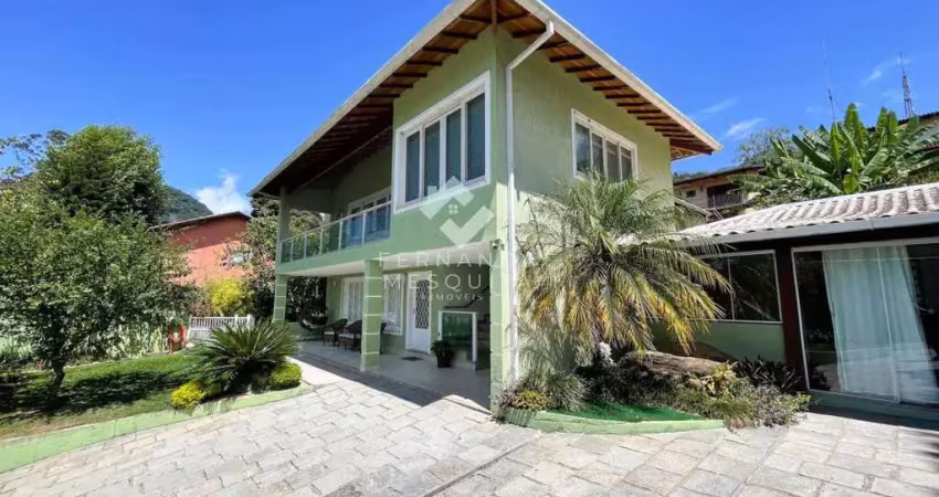 Casa linear com 519 m² à venda em teresópolis – perto da feirinha do alto