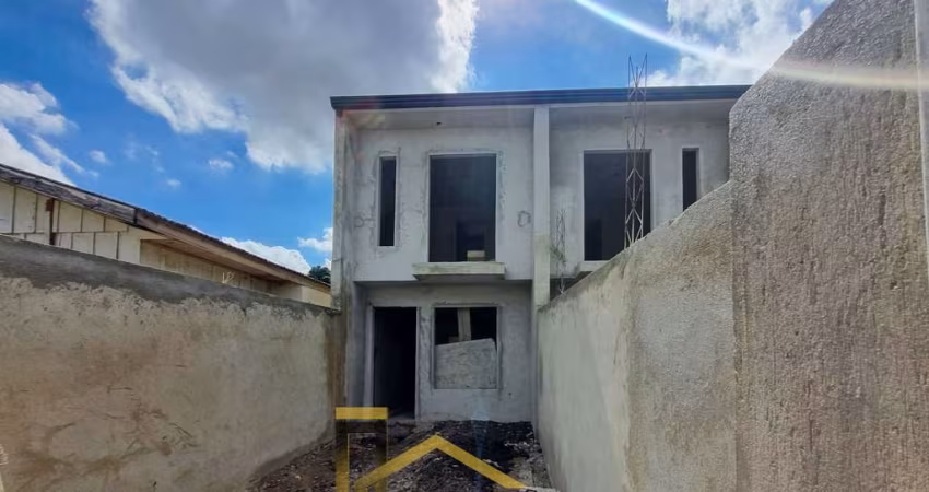 Imperdível oportunidade de adquirir casa com 2 quartos e garagem no Tatuquara, Curitiba-PR!