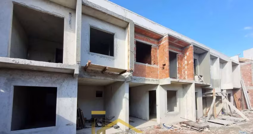 Sobrado à venda em curitiba-pr, cidade industrial: 3 quartos, 1 sala, 2 banheiros, 1 vaga de garagem, 92,00 m² de área.