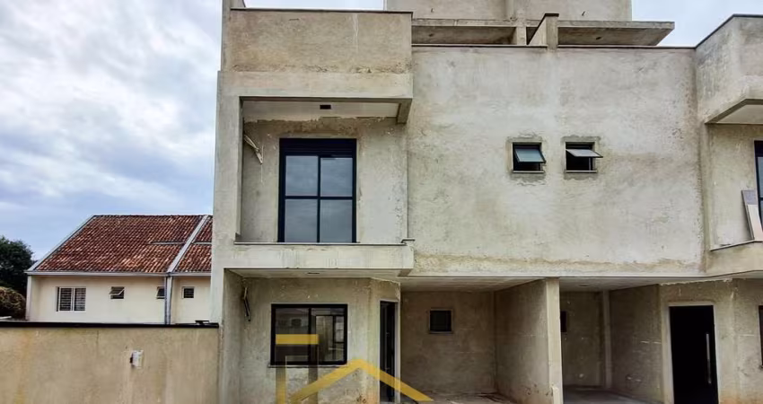 Imperdível! Casa à venda em Curitiba-PR, Uberaba: 3 quartos, 1 suíte, 3 salas, 1 vaga e 120m². Venha conferir!