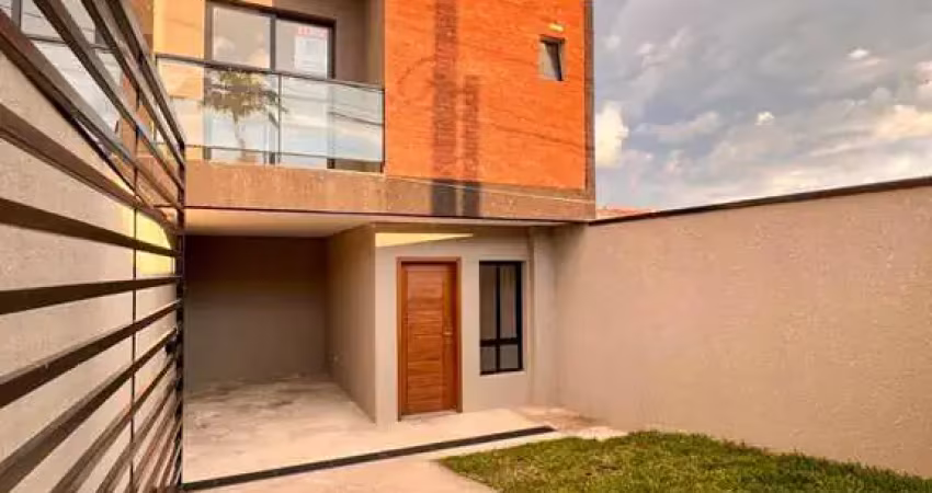 Imperdível casa à venda em curitiba-pr, bairro xaxim! 3 quartos, 1 suíte, 1 sala, 3 banheiros e garagem. confira!