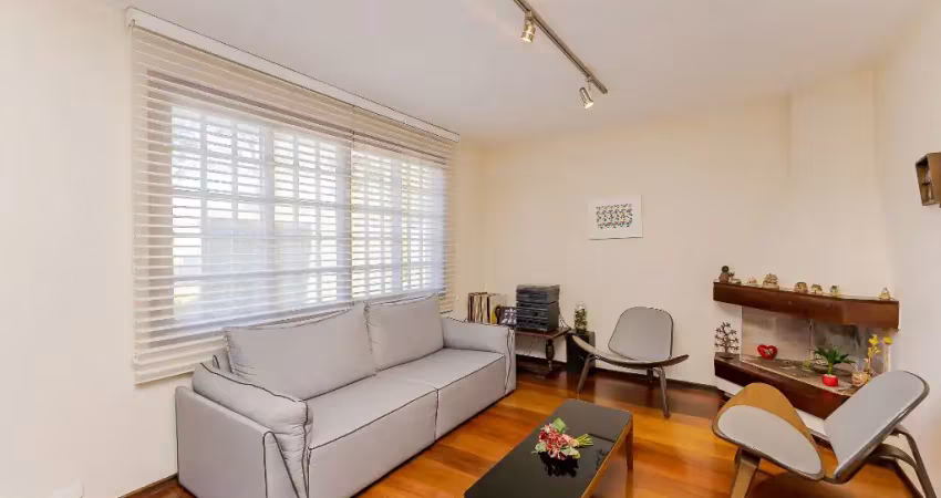 Sobrado com 4 quartos, espaçoso e com vista linda, no pilarzinho!