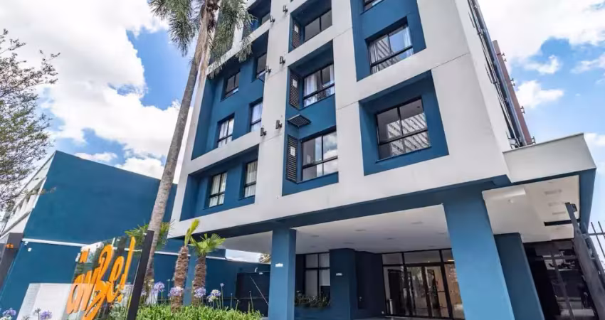 Lindo studio finamente mobiliado e ensolarado, no edifício cwbe!