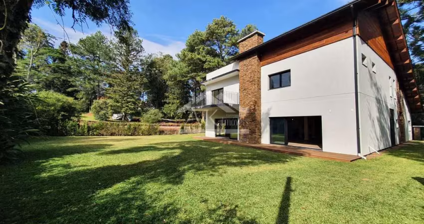 Magnífica casa de alto padrão a venda no centro de Nova Petrópolis, jardim da Serra Gaúcha