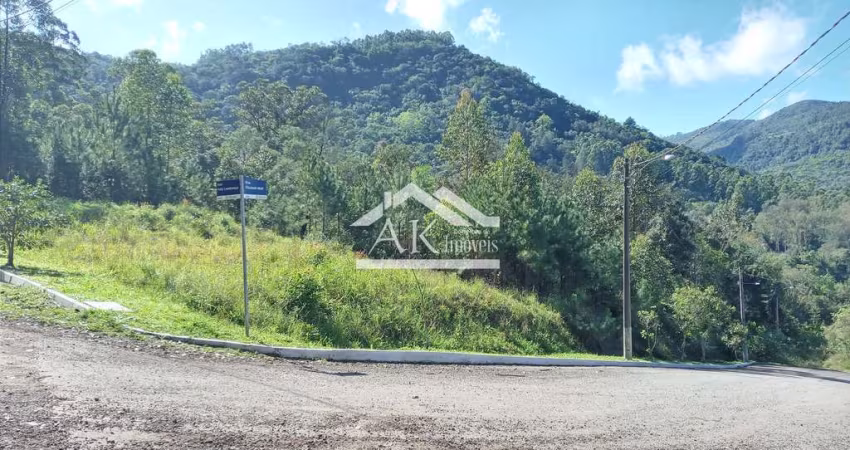 Terreno de esquina com vista panorâmica a venda em Picada Café, na Serra Gaúcha