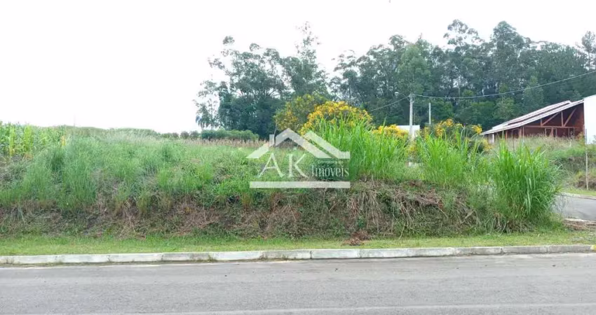 Terreno de esquina a venda em ótimo loteamento de picada café, na serra gaúcha