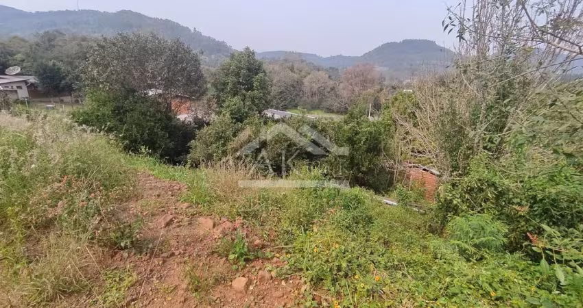 Terreno à venda no Centro, em Picada Café, na Serra Gaúcha