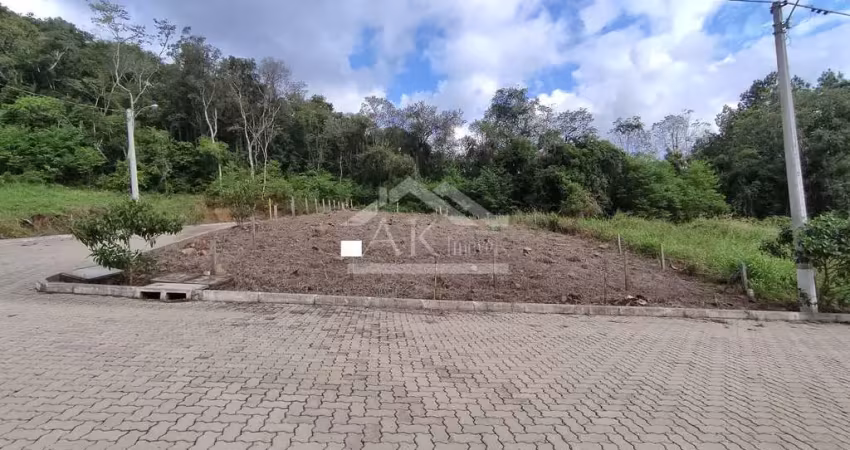 Terreno de esquina à venda no bairro kaffe eck, em picada café na serra gaúcha