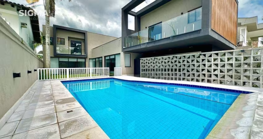 Casa à Venda na Acapulco em Guarujá | Alfa Imóveis
