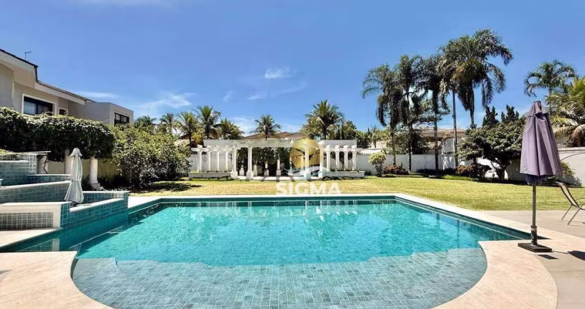 Casa com 6 Suítes à venda no Condomínio Jardim Acapulco - Guarujá/SP.