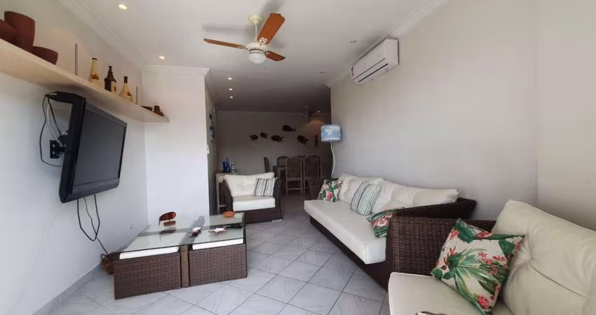 Apartamento com 3 dormitórios à venda na Praia das Pitangueiras - Guarujá/SP.