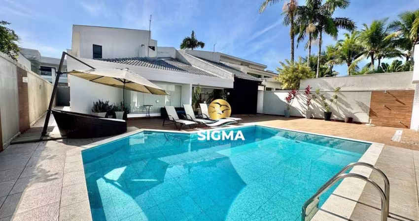Casa com 6 quartos sendo 4 suítes à venda, 350 m² por R$ 2.800.000 - Jardim Astúrias - Guarujá/SP.