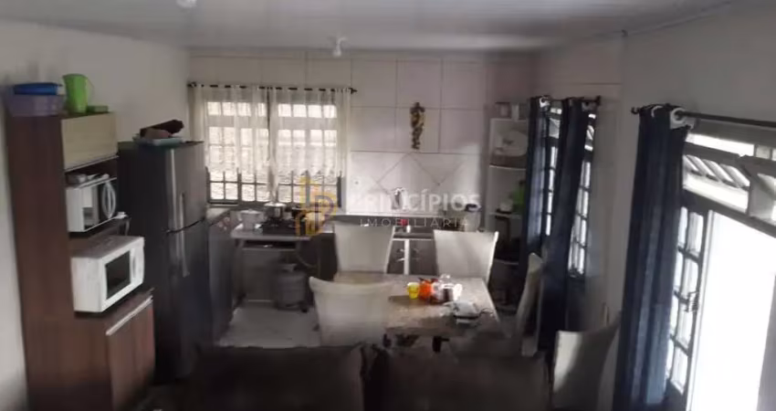 Casa com 2 quartos à venda na Rua João Baldança Filho, 804, Meia Praia, Navegantes