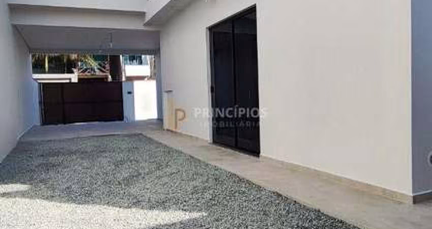 Casa em Centro  -  Navegantes
