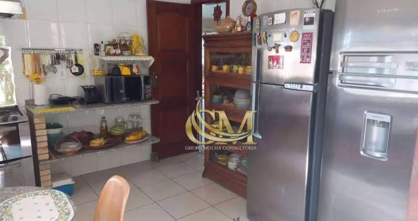 Casa em condomínio fechado com 4 quartos à venda na Estrada Caetano Monteiro, Badu, Niterói