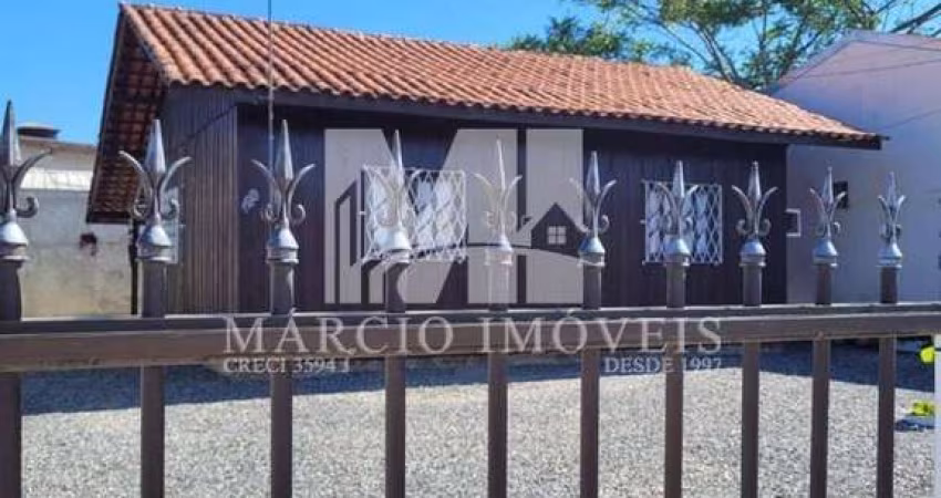 CASA COM AMPLO TERRENO - SAO CRISTOVÃO