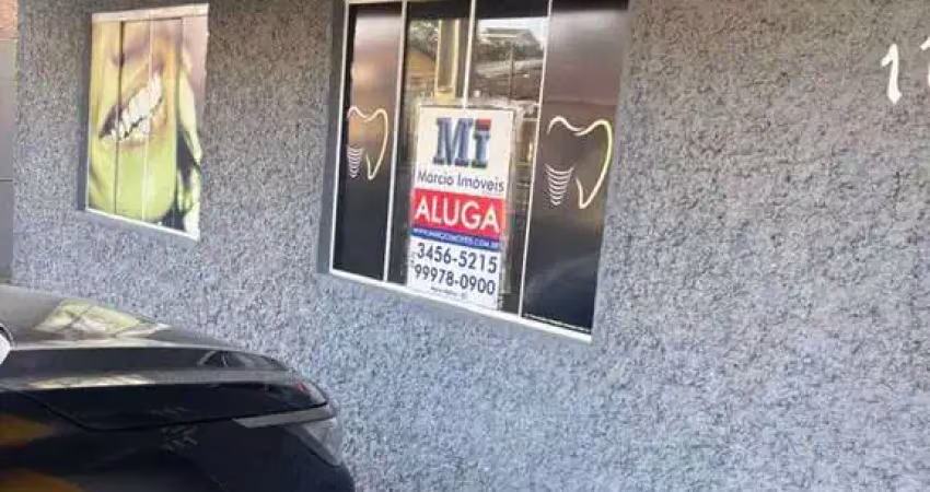 Casa comercial com 5 salas para alugar na Governador Celso Ramos, 118, Centro, Barra Velha