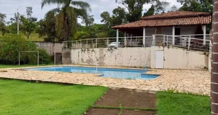 Chácara com 3 Quartos e Área de Lazer Completa - Aceita Financiamento