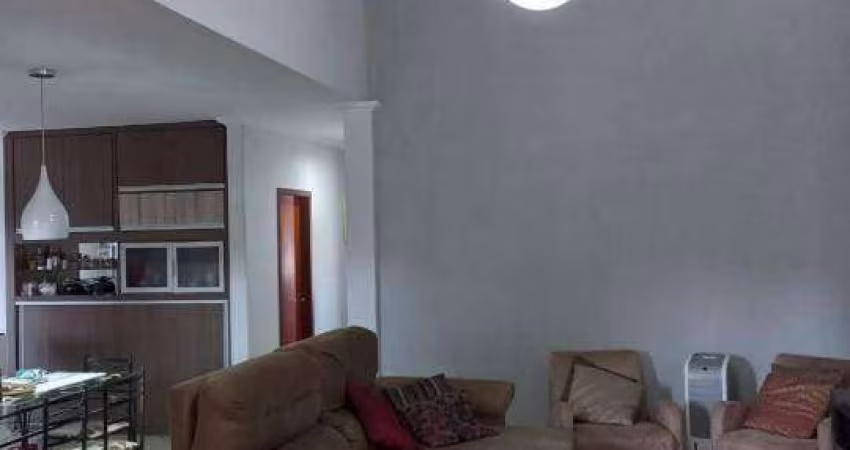 Casa à Venda no Jardim Santa Cecília em Santa Bárbara d'Oeste com 3 quartos (1 suíte) e 3 vagas de garagem.