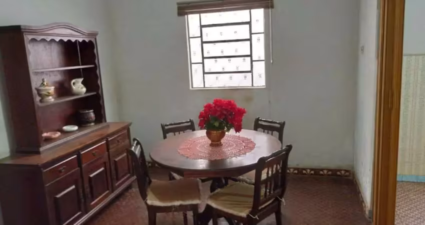 Casa à venda na vila garrido em santa bárbara d'oeste com 3 quartos e 2 vagas de garagem