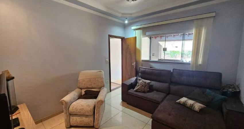Casa à venda no Jardim Souza Queiroz em Santa Bárbara d'Oeste.