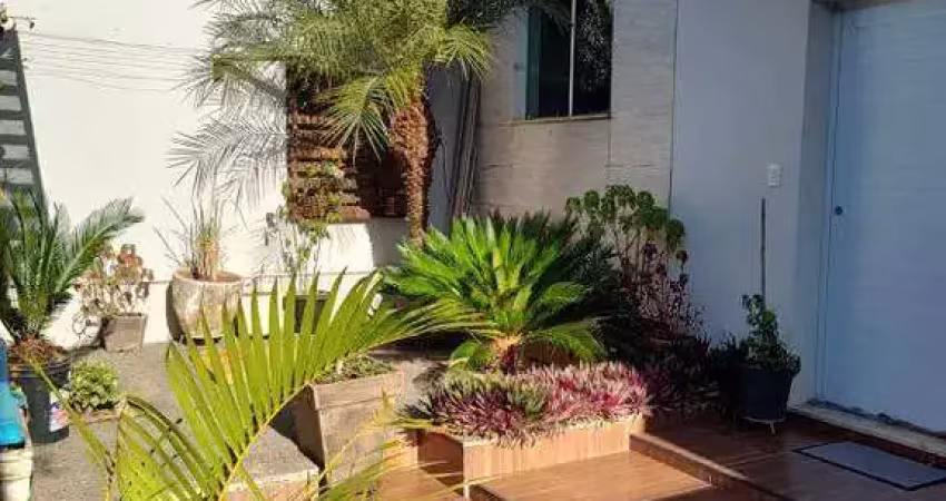 Sobrado à venda no centro de santa bárbara d'oeste com 2 quartos, 2 vagas de garagem e piscina.