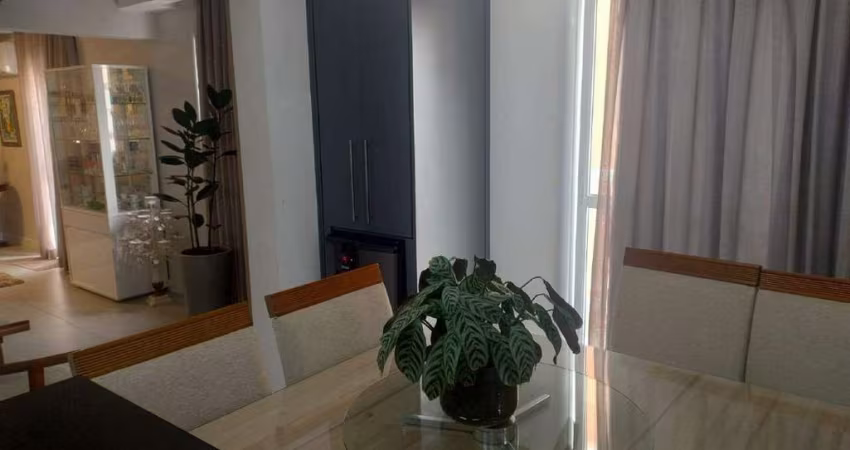 Apartamento duplex à venda no Edifício Residencial Golden Way em Americana