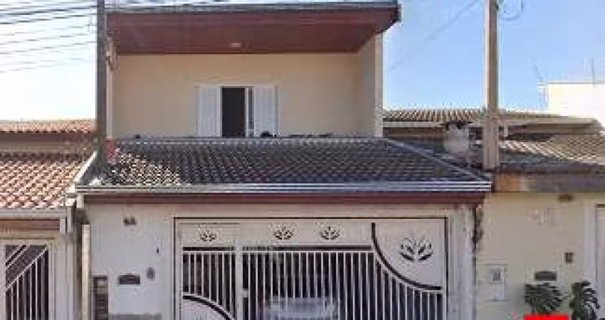 Duas casas à venda no mesmo terreno no bairro Jardim Pântano II, em Santa Bárbara d'Oeste com 4 quartos (2 suítes) e 2 vagas de garagem