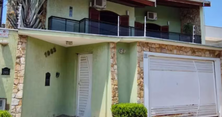 Sobrado à venda no jardim são paulo, em americana com 4 quartos (2 suítes) e 4 vagas de garagem