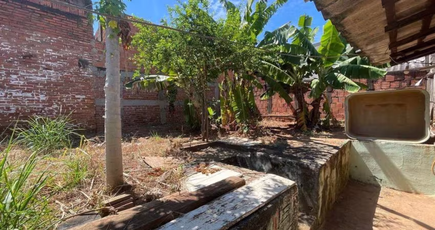 Casa à venda no Jardim Europa I em Santa Bárbara d'Oeste com 3 quartos, sendo 1 banheiro social e 4 vagas de garagem