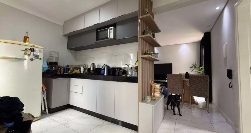 Apartamento à venda no Condomínio Rubi em Santa Bárbara d'Oeste com 2 quartos, sendo 1 banheiro social e 1 vaga de garagem