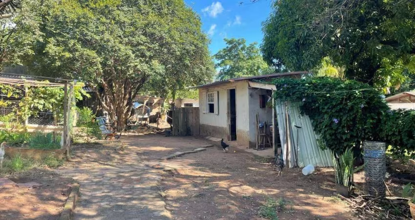 Chácara à venda no Residencial Vale dos Lírios em Nova Odessa com 2 quartos, sendo 1 banheiro social e 4 vagas de garagem