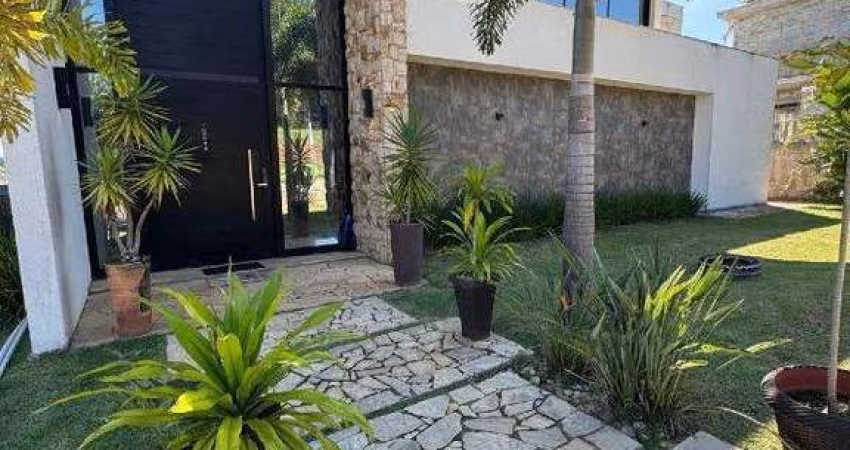 Sobrado Alto Padrão à venda no Condomínio Residencial Sete Lagos em Itatiba com 4 quartos (4 suítes) e 2 vagas de garagem cobertas