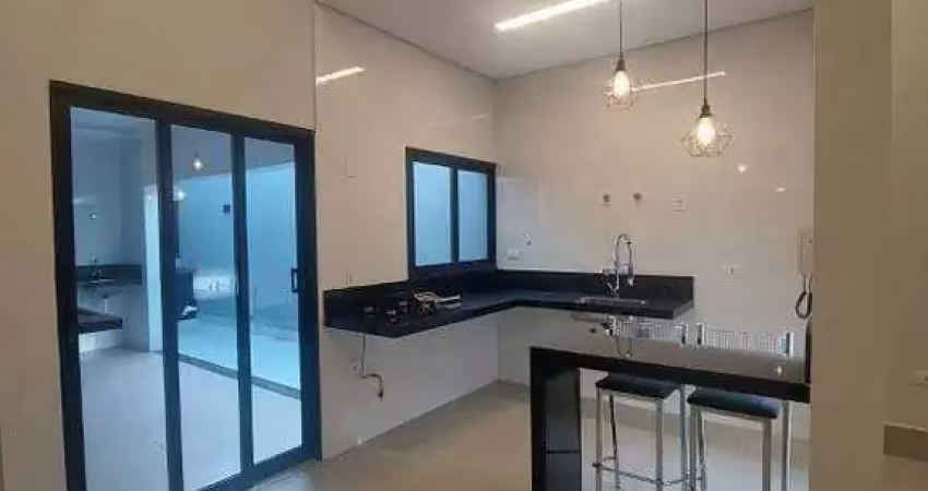 Casa à venda no Jardim São Francisco em Santa Bárbara d'Oeste com 2 quartos (1 suíte) e 2 vagas de garagem