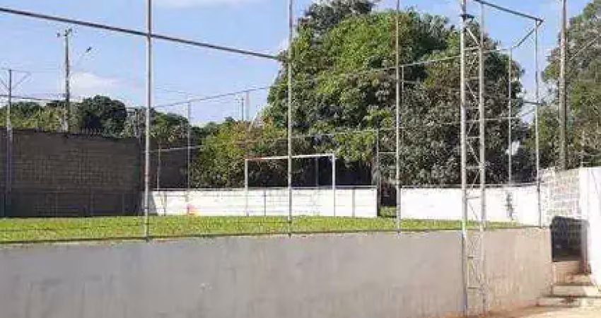 Chácara à venda no vale das palmeiras em americana com 6 chalés e 14 vagas de garagem