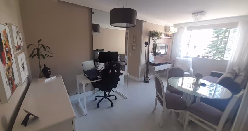 Apartamento de 2 quartos, no coração de Florianópolis.