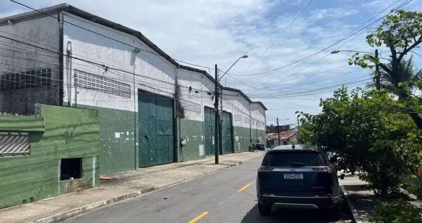 Galpão/depósito/armazém para aluguel possui 500 metros quadrados