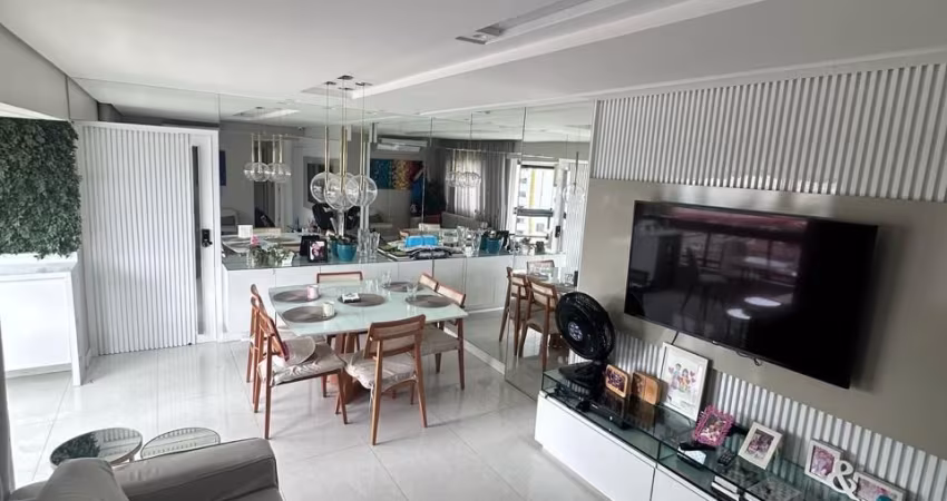 Apartamento Semi mobiliado Padrão