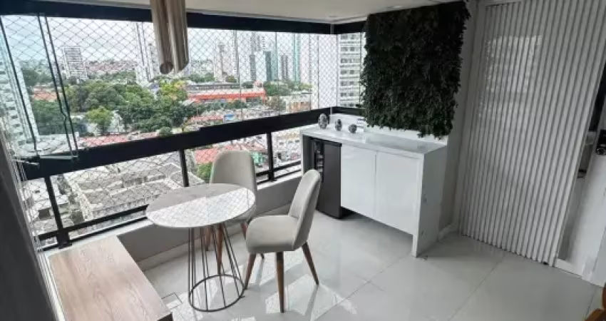 Apartamento REFORMADO no porcelanato | varanda integrada | 80m² | 3 quartos | lazer completo