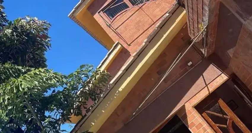 Casa com 4 quartos à venda na Rua Alto Araguaia, 431, Candeias, Jaboatão dos Guararapes