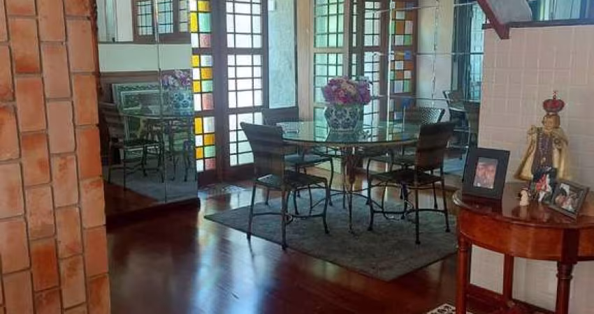 Casa com 6 quartos à venda na Alameda Rouxinol, 537, Morada dos Pássaros, Barueri