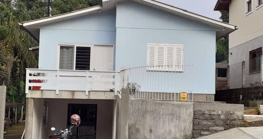 Casa 3 dormitórios à venda Industrial Dois Irmãos/RS