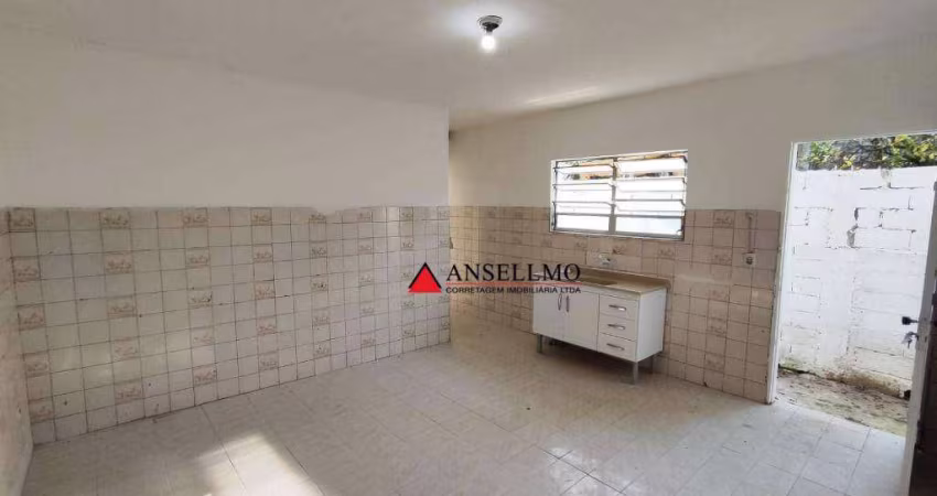 Casa com 3 dormitórios para alugar, 80 m² por R$ 1.685,00/mês - Batistini - São Bernardo do Campo/SP