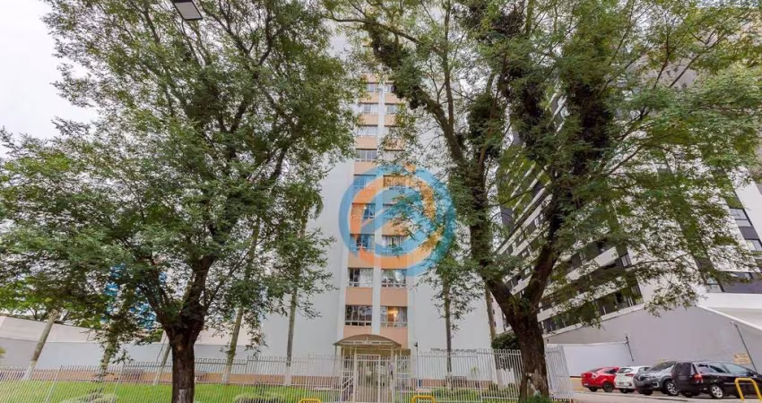 Apartamento 55m2 com 2 quartos, 1 banheiro, 1 vaga de garagem e elevador no Água Verde!