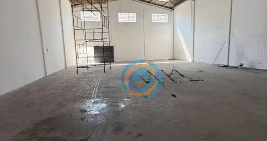 Barracão para alugar no hauer com 754m² curitiba/pr