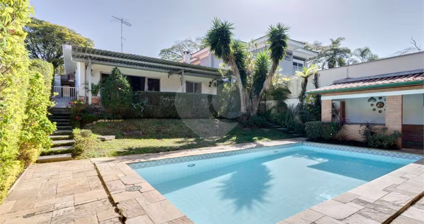 Casa com 3 quartos à venda em Jardim Marajoara - SP