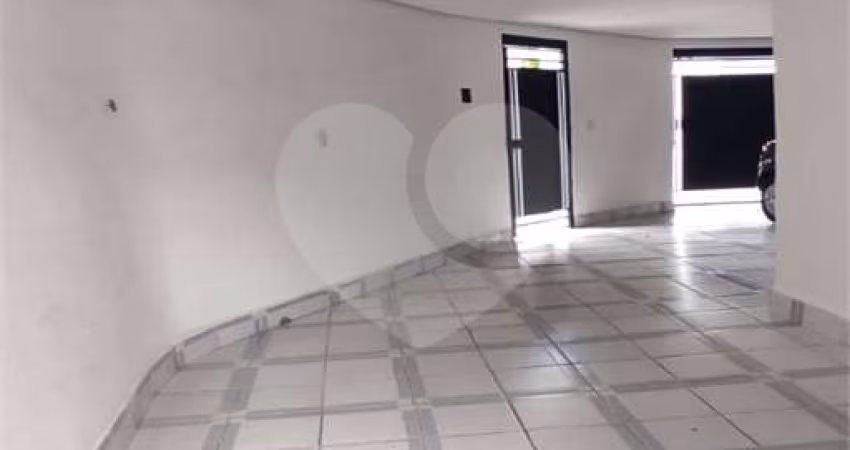 Sobrado com 3 quartos à venda em Vila Isa - SP