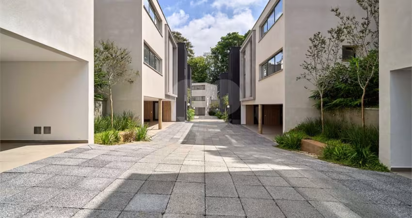 Condomínio com 4 quartos à venda em Jardim Cordeiro - SP