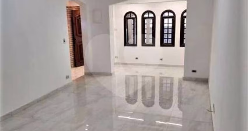 Sobrado com 3 quartos à venda em Vila Campo Grande - SP